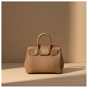 Héritage, sac rétro en cuir de vachette grain reptile, coloris Brun
